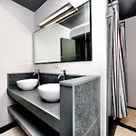 Beautiful With Heated Outdoor Pool Villa