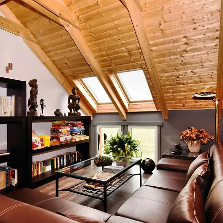 Beautiful With Heated Outdoor Pool