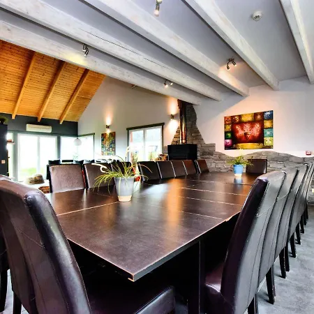 Beautiful With Heated Outdoor Pool *