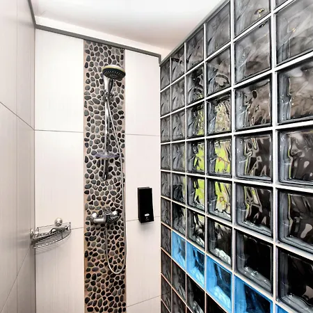 Beautiful With Heated Outdoor Pool Βίλα