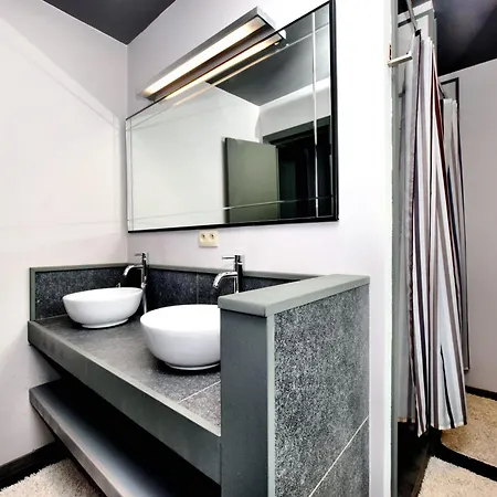 Beautiful With Heated Outdoor Pool فيلة