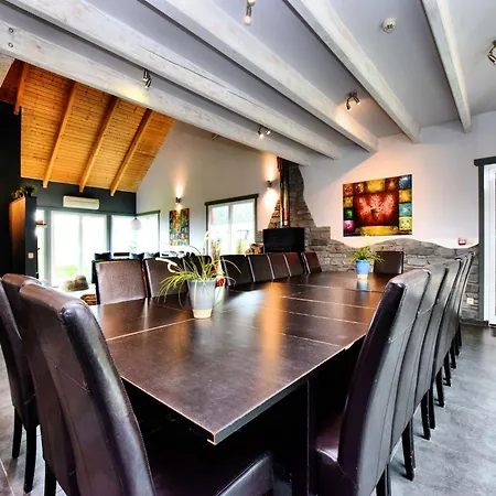 Villa Beautiful With Heated Outdoor Pool Manhay