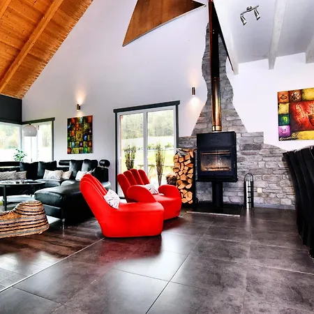 Beautiful With Heated Outdoor Pool *
